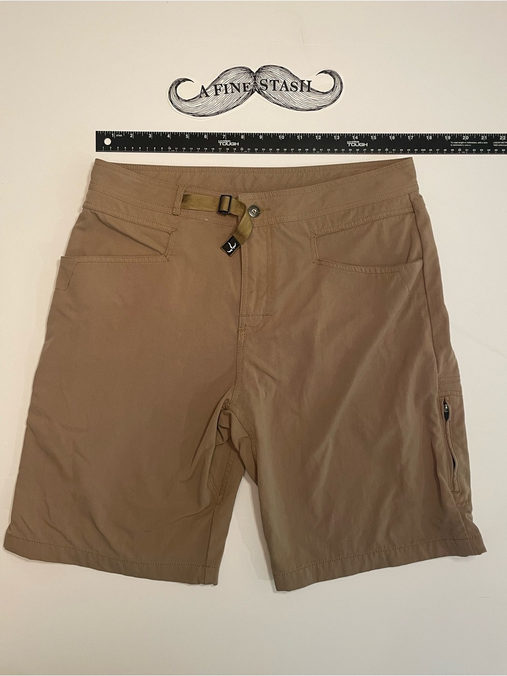 prAna Stretch Zion Shorts Men's Extra-Large Tan Built in Belt Cargo Hiking
